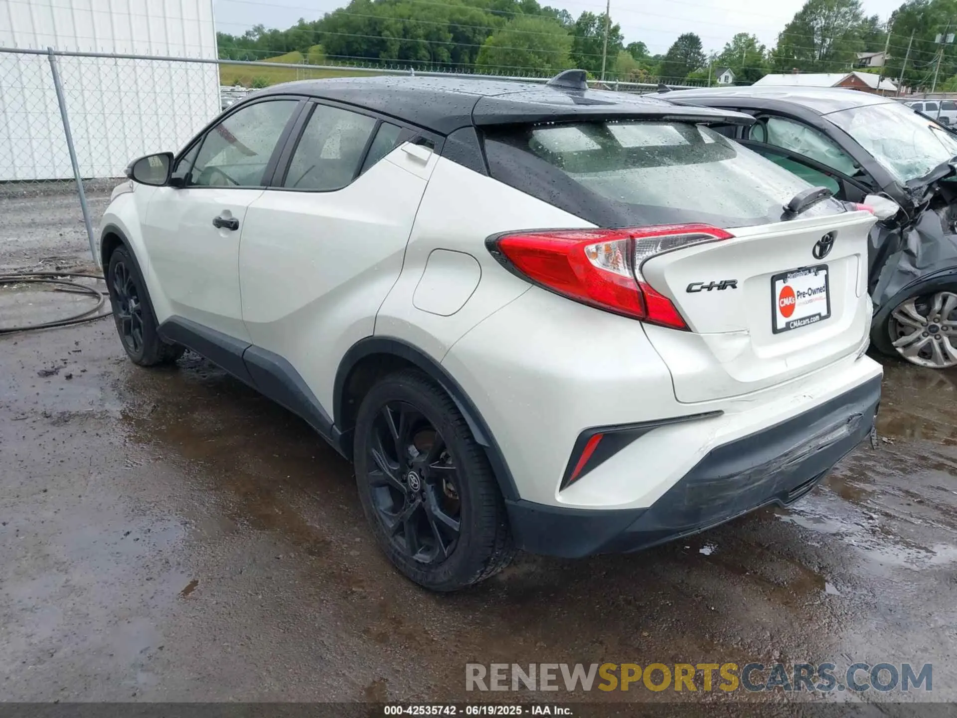 3 Фотография поврежденного автомобиля JTNKHMBX6M1105611 TOYOTA C-HR 2021