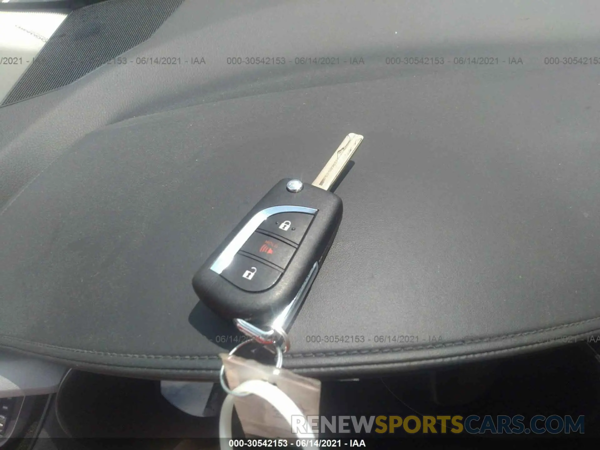 11 Photograph of a damaged car JTNKHMBX6M1106645 TOYOTA C-HR 2021