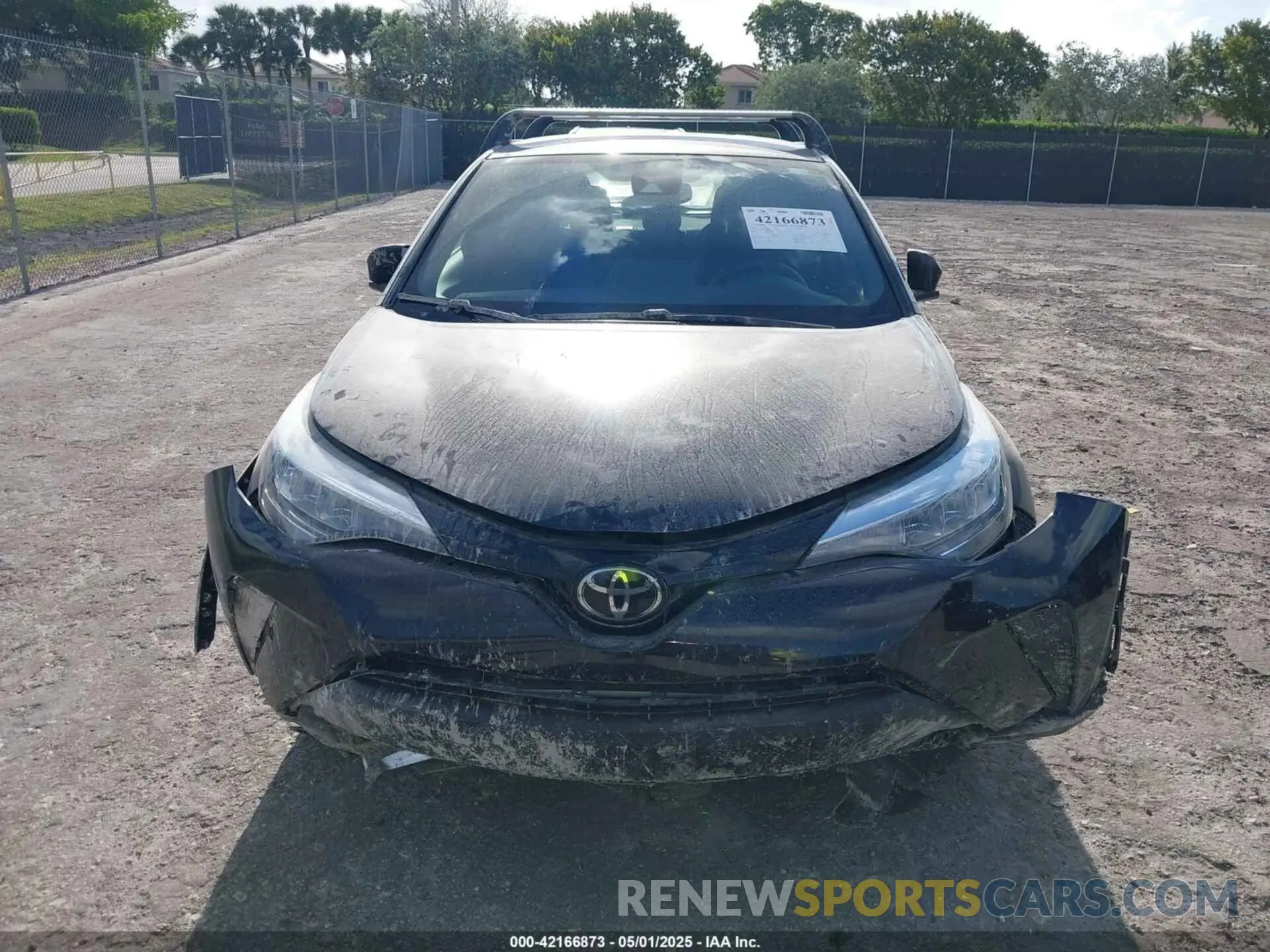 11 Photograph of a damaged car JTNKHMBX6M1110579 TOYOTA C-HR 2021