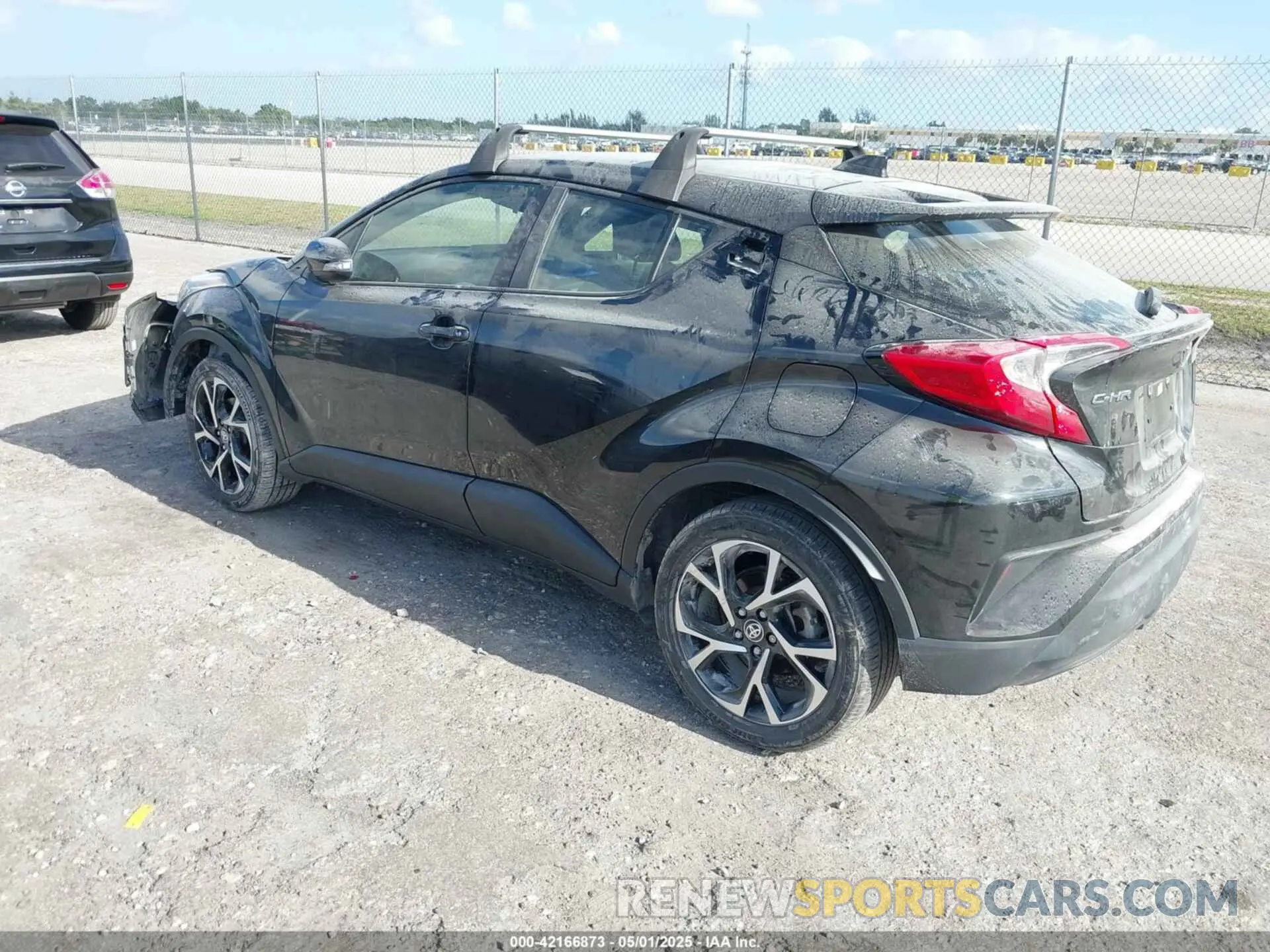 3 Photograph of a damaged car JTNKHMBX6M1110579 TOYOTA C-HR 2021
