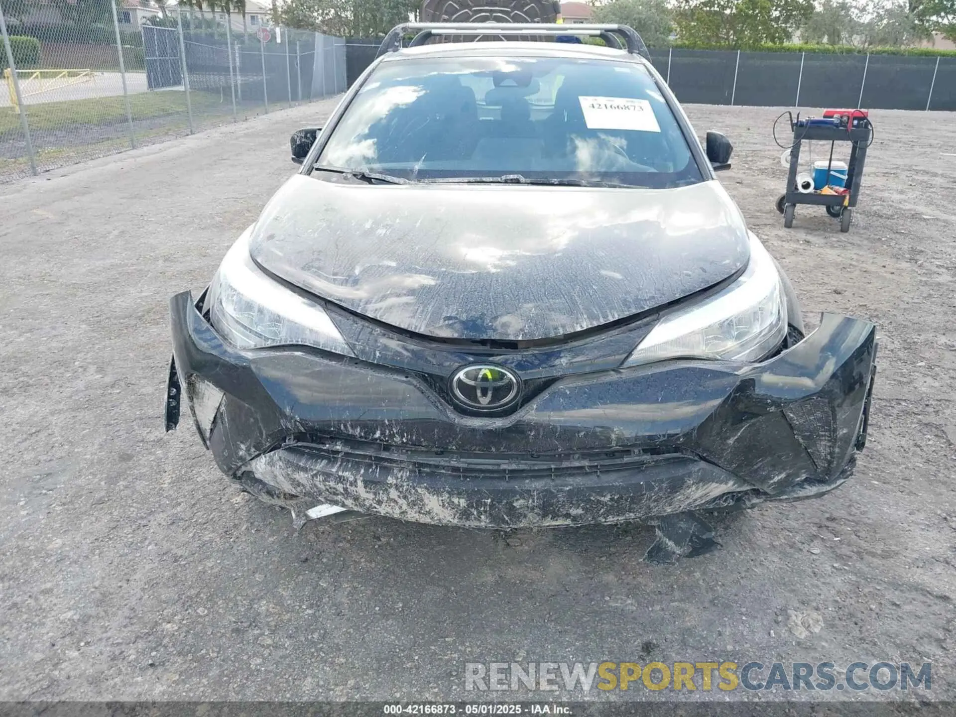 6 Photograph of a damaged car JTNKHMBX6M1110579 TOYOTA C-HR 2021