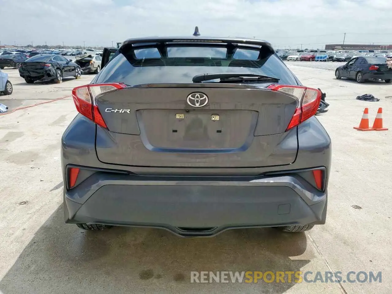 6 Photograph of a damaged car JTNKHMBX6M1118875 TOYOTA C-HR 2021