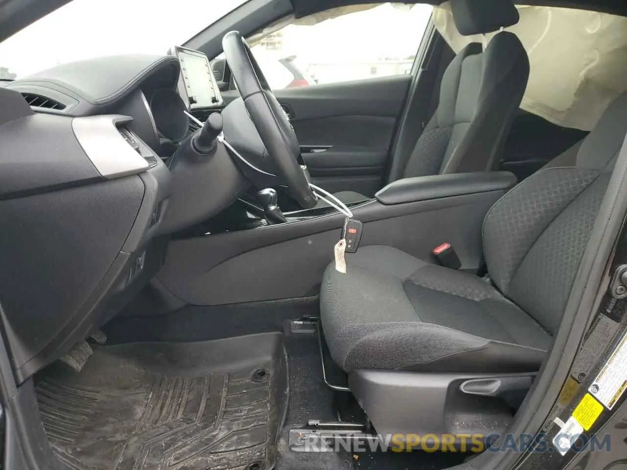 7 Photograph of a damaged car JTNKHMBX7M1128976 TOYOTA C-HR 2021