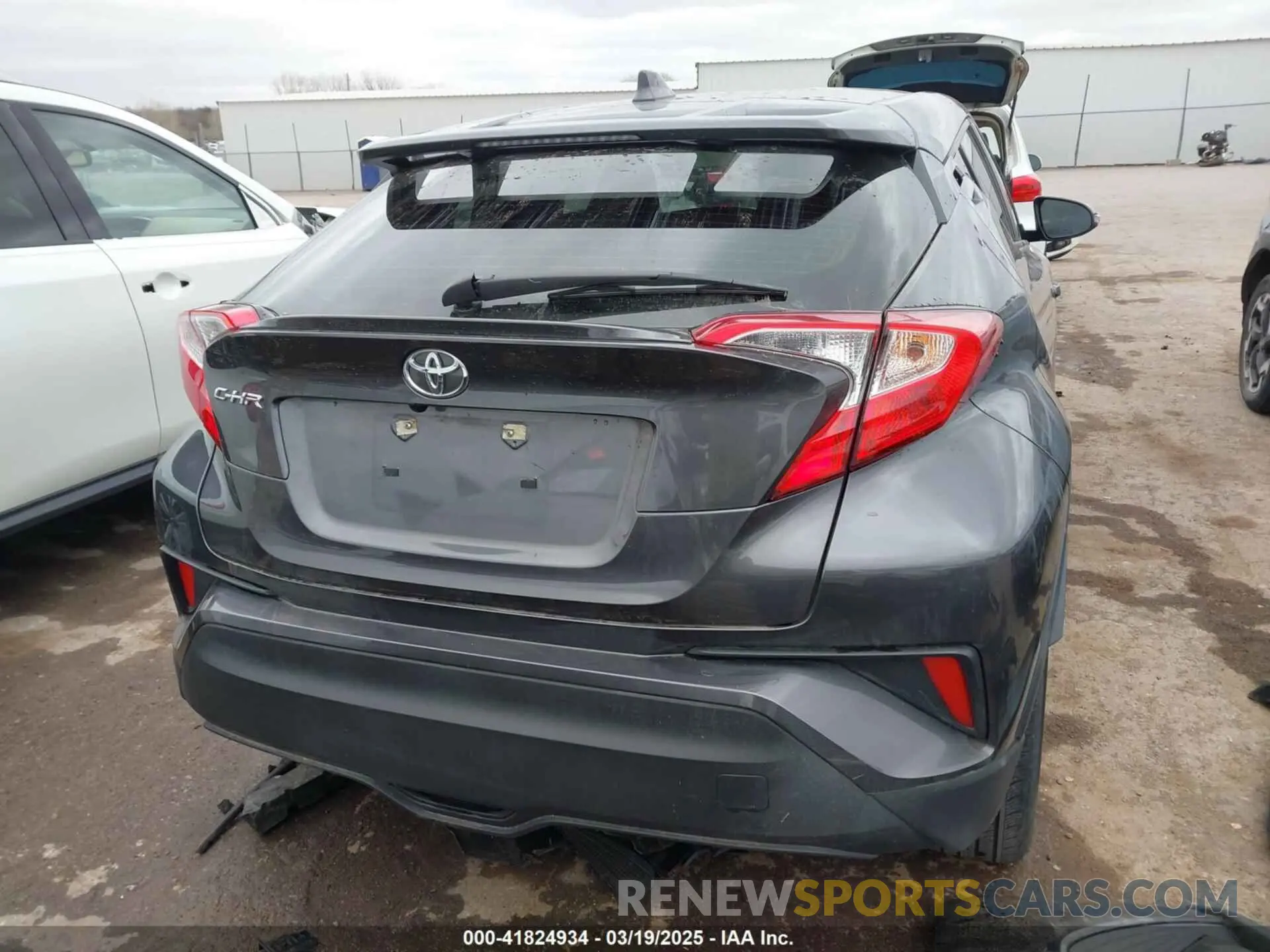 17 Фотография поврежденного автомобиля JTNKHMBX8M1106694 TOYOTA C-HR 2021