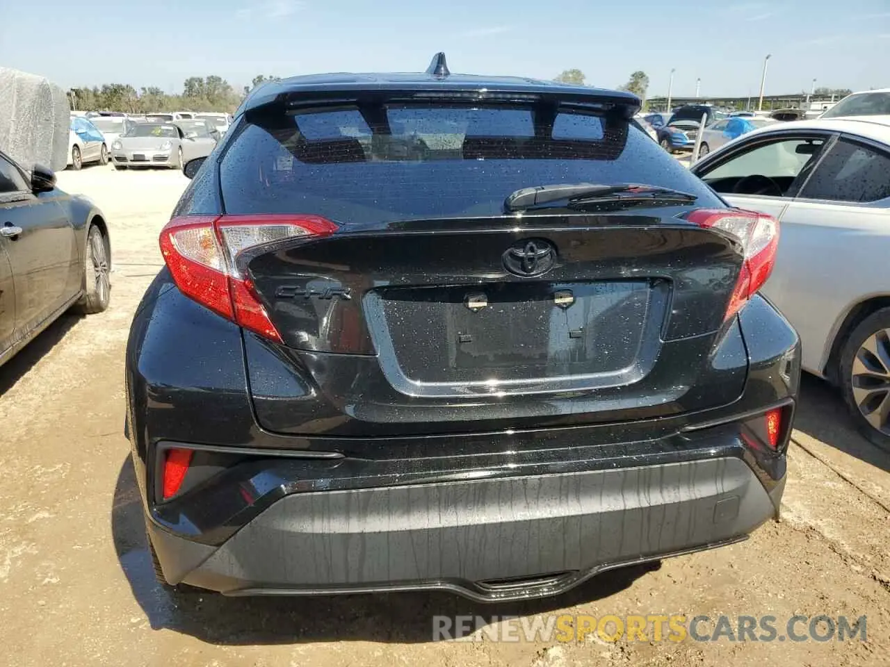 6 Photograph of a damaged car JTNKHMBX8M1119669 TOYOTA C-HR 2021