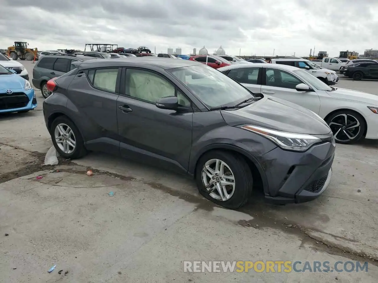 4 Photograph of a damaged car JTNKHMBX9M1113573 TOYOTA C-HR 2021
