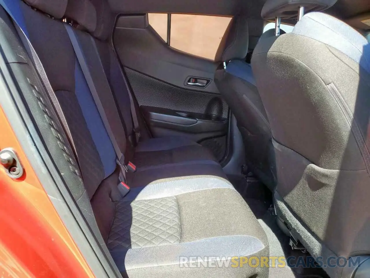 11 Photograph of a damaged car JTNKHMBX9M1115548 TOYOTA C-HR 2021