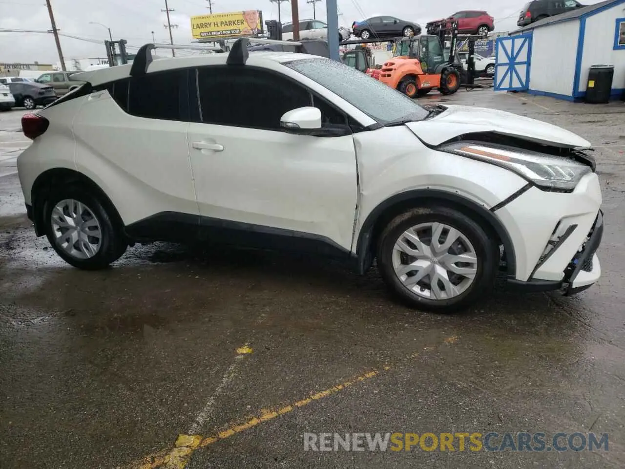 4 Photograph of a damaged car JTNKHMBXXM1117051 TOYOTA C-HR 2021