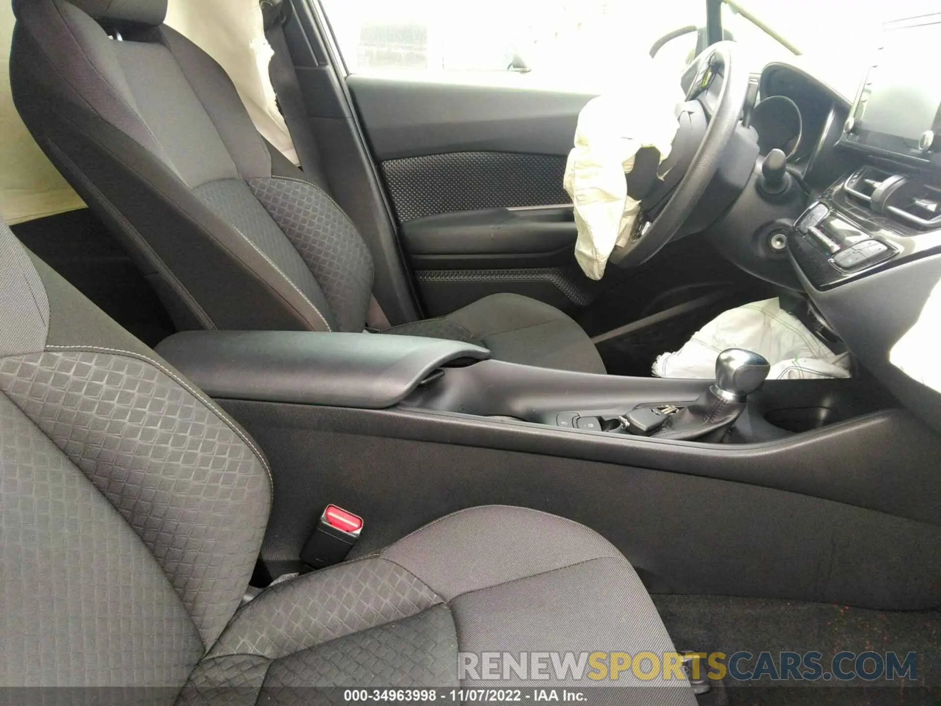 5 Photograph of a damaged car JTNKHMBXXM1120869 TOYOTA C-HR 2021