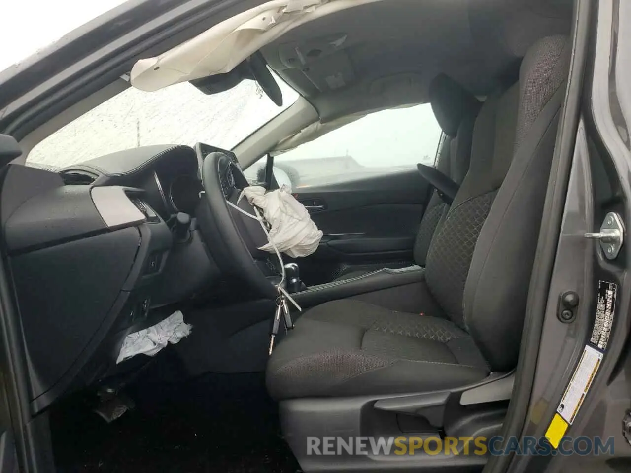 7 Photograph of a damaged car NMTKHMBX0MR124483 TOYOTA C-HR 2021