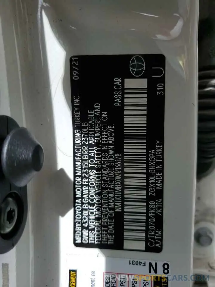 13 Фотография поврежденного автомобиля NMTKHMBX0MR136178 TOYOTA C-HR 2021