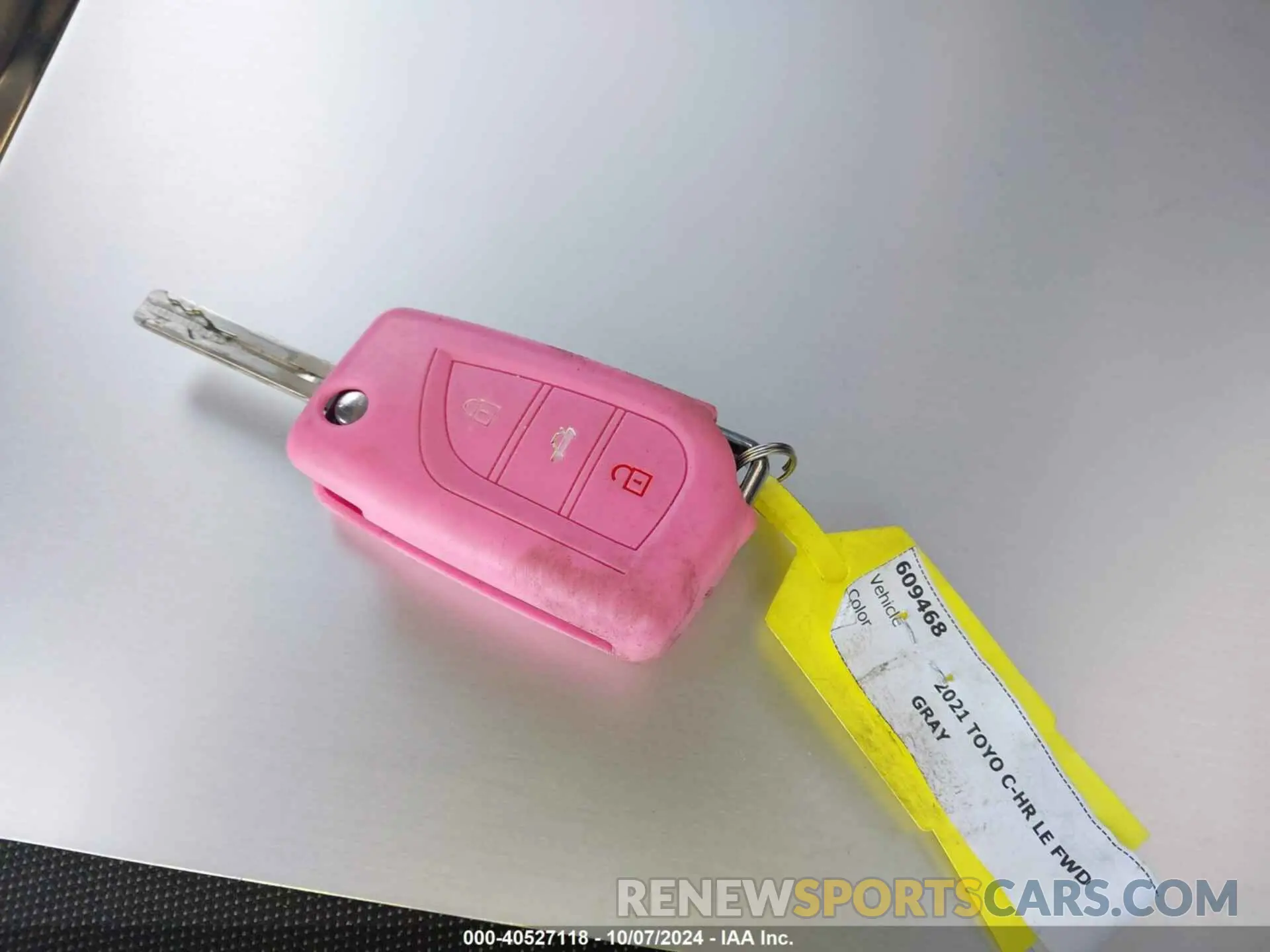 11 Фотография поврежденного автомобиля NMTKHMBX0MR137606 TOYOTA C-HR 2021