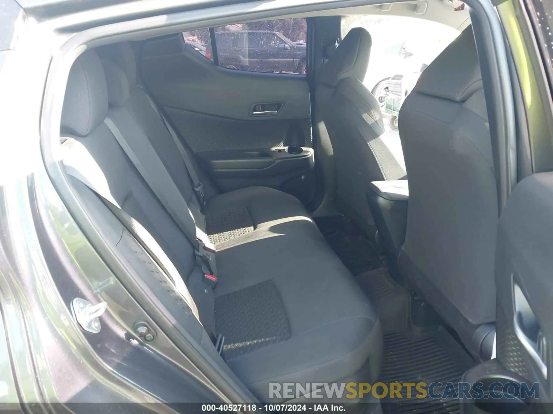 8 Фотография поврежденного автомобиля NMTKHMBX0MR137606 TOYOTA C-HR 2021