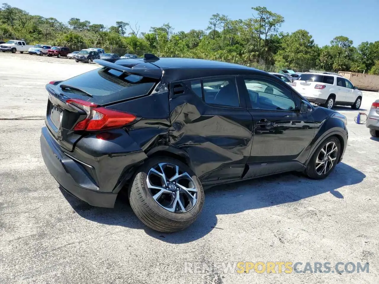 3 Photograph of a damaged car NMTKHMBX1MR127392 TOYOTA C-HR 2021