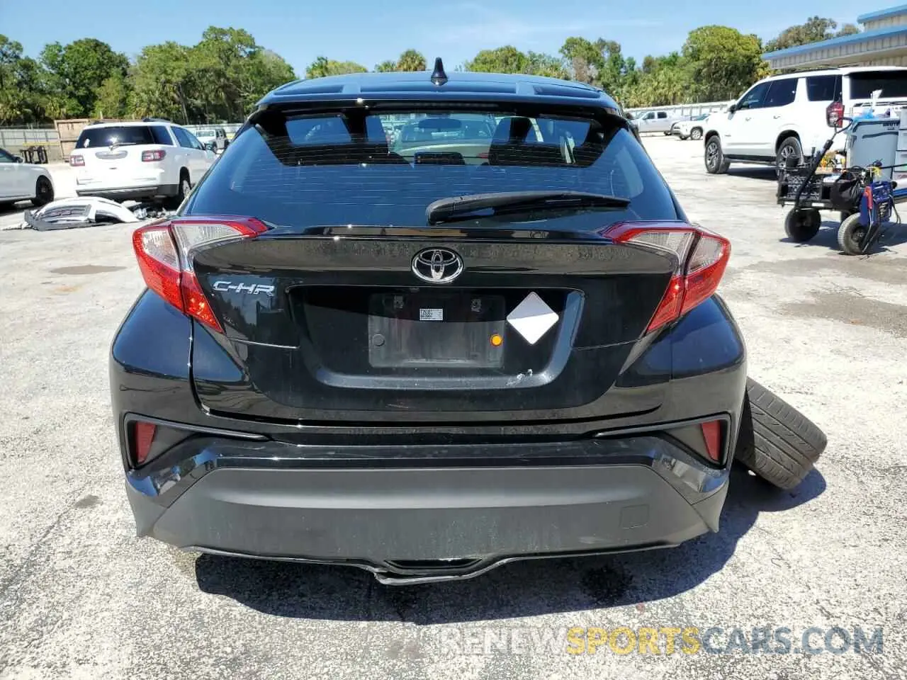 6 Photograph of a damaged car NMTKHMBX1MR127392 TOYOTA C-HR 2021
