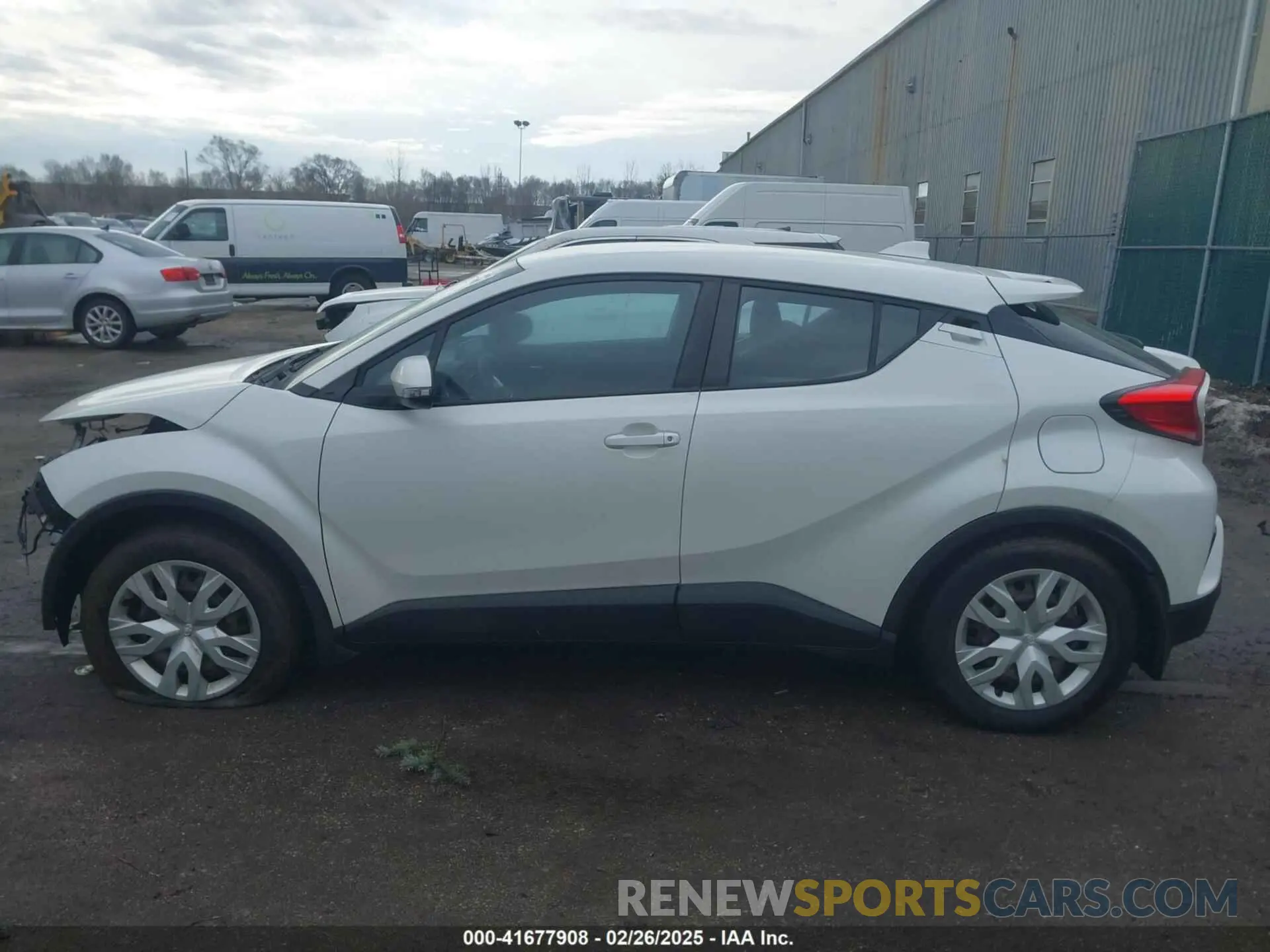 15 Photograph of a damaged car NMTKHMBX1MR134150 TOYOTA C-HR 2021