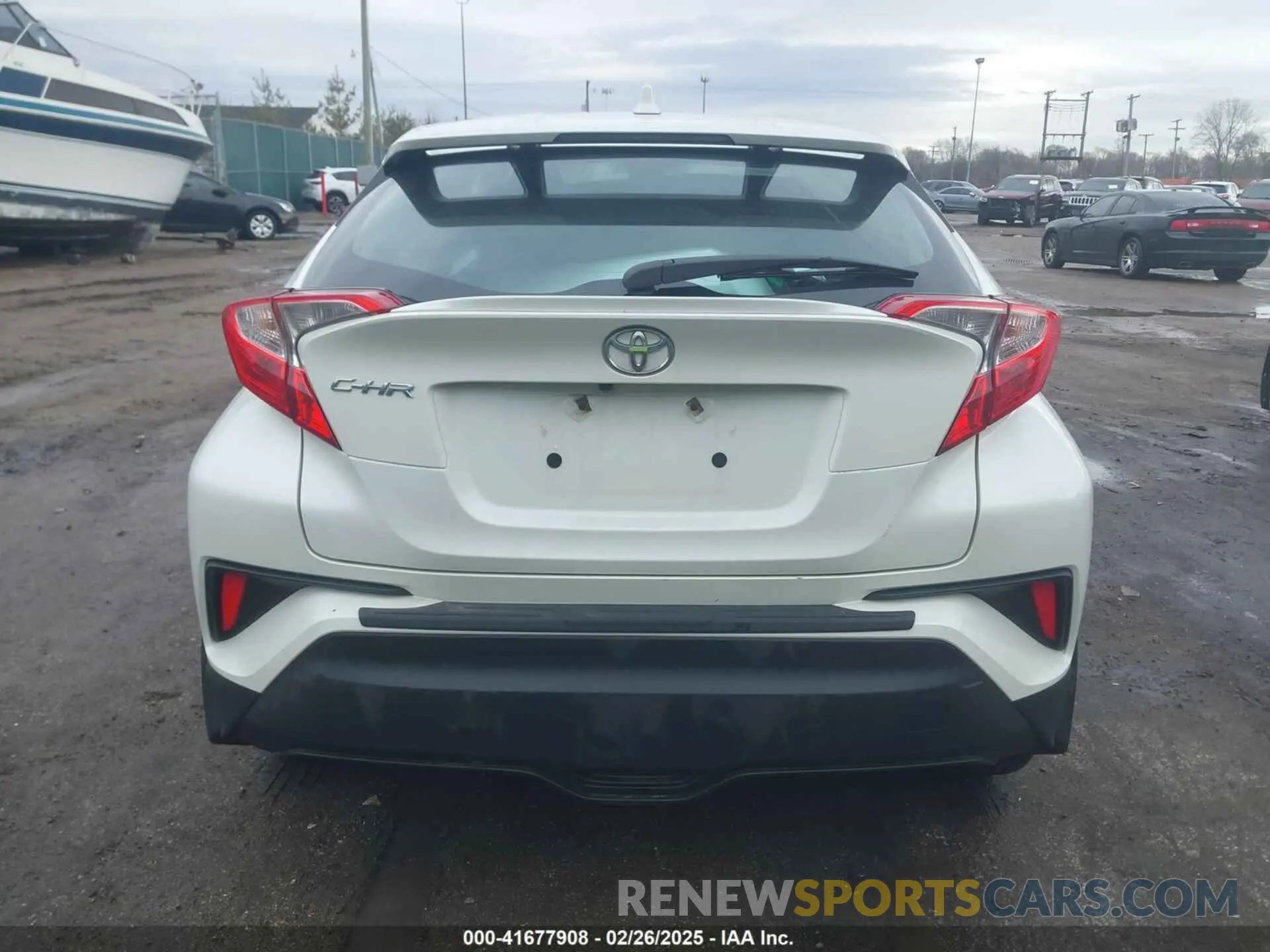 17 Photograph of a damaged car NMTKHMBX1MR134150 TOYOTA C-HR 2021