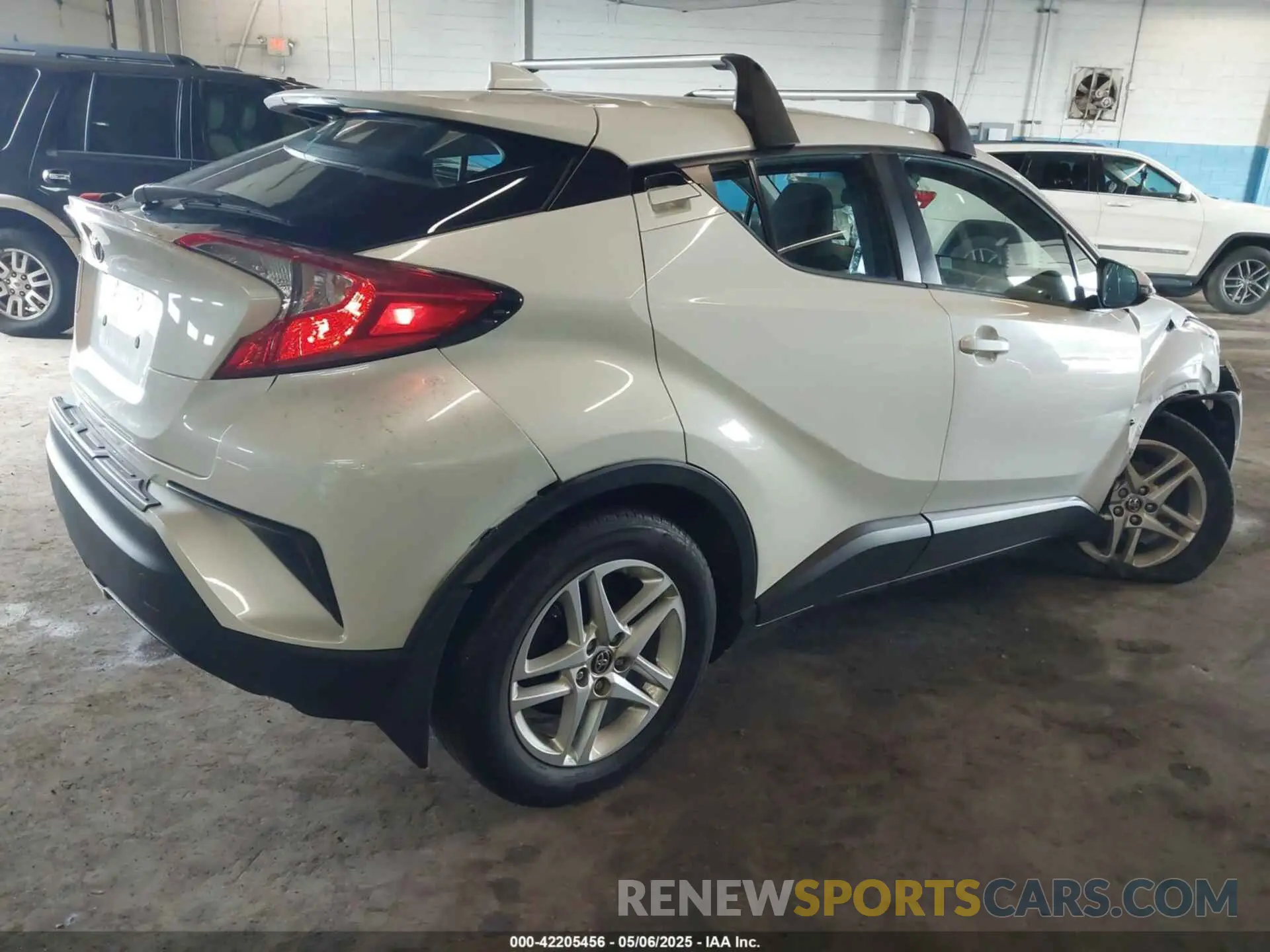 4 Фотография поврежденного автомобиля NMTKHMBX2MR120886 TOYOTA C-HR 2021