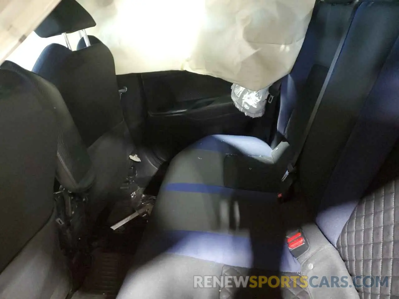 11 Photograph of a damaged car NMTKHMBX2MR140040 TOYOTA C-HR 2021