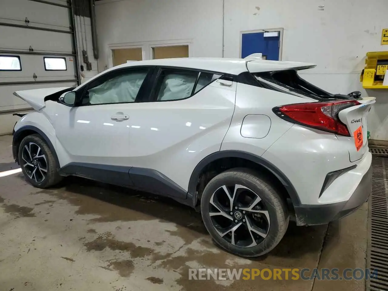 2 Photograph of a damaged car NMTKHMBX2MR140040 TOYOTA C-HR 2021
