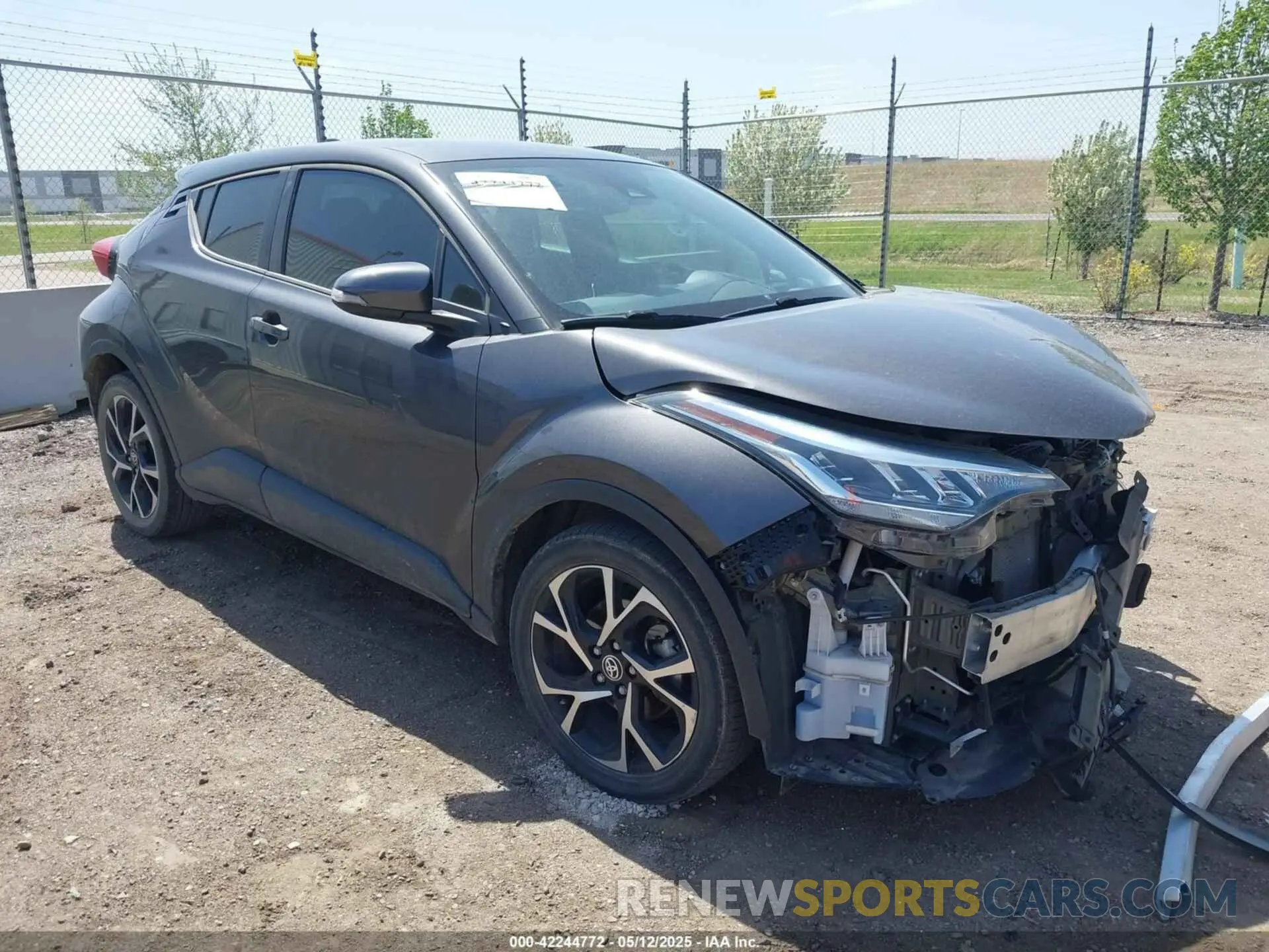 1 Photograph of a damaged car NMTKHMBX3MR123683 TOYOTA C-HR 2021