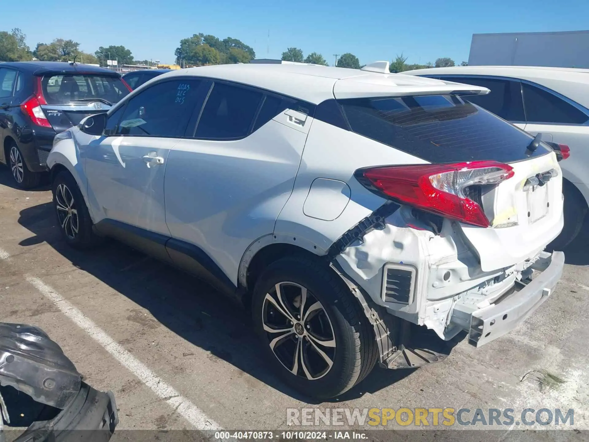 15 Photograph of a damaged car NMTKHMBX3MR135946 TOYOTA C-HR 2021