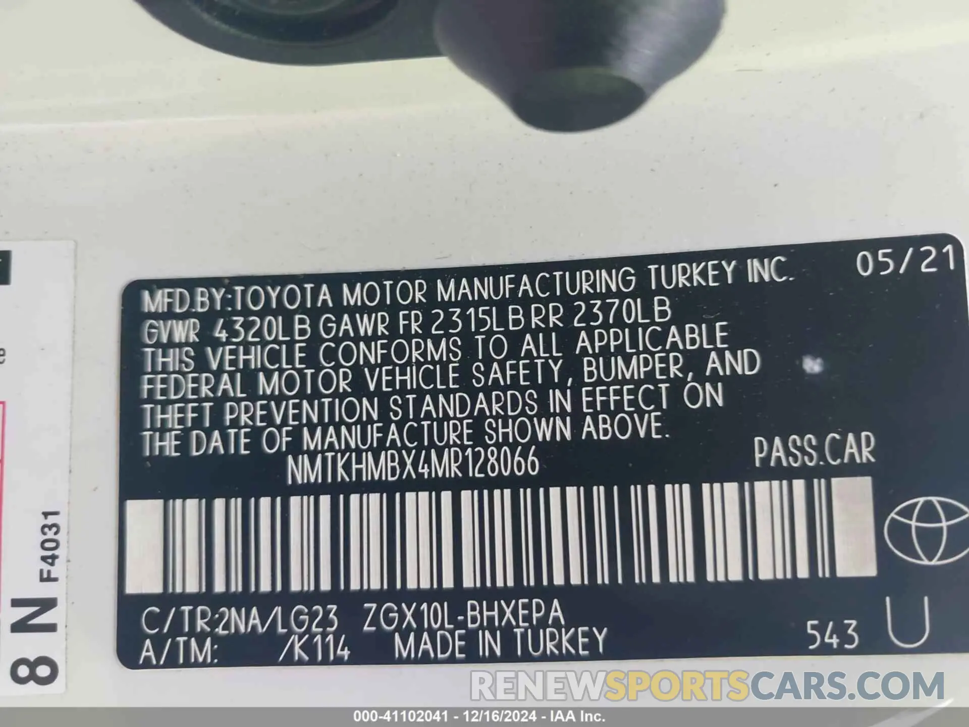 9 Фотография поврежденного автомобиля NMTKHMBX4MR128066 TOYOTA C-HR 2021