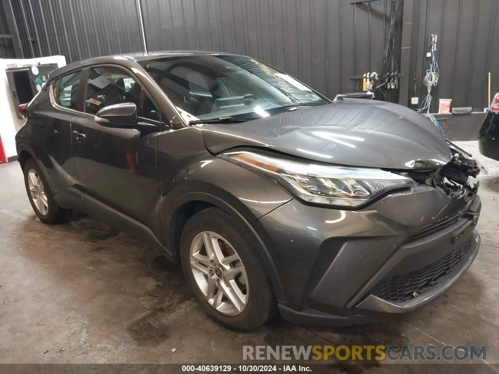 1 Photograph of a damaged car NMTKHMBX5MR119392 TOYOTA C-HR 2021