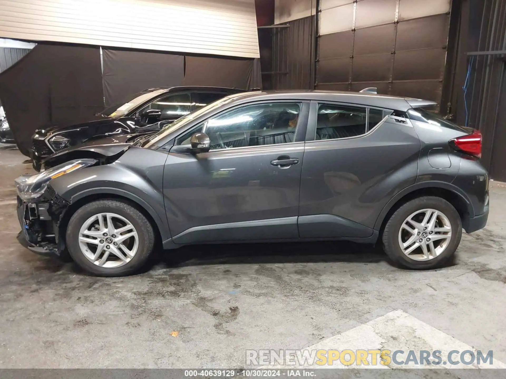 14 Photograph of a damaged car NMTKHMBX5MR119392 TOYOTA C-HR 2021