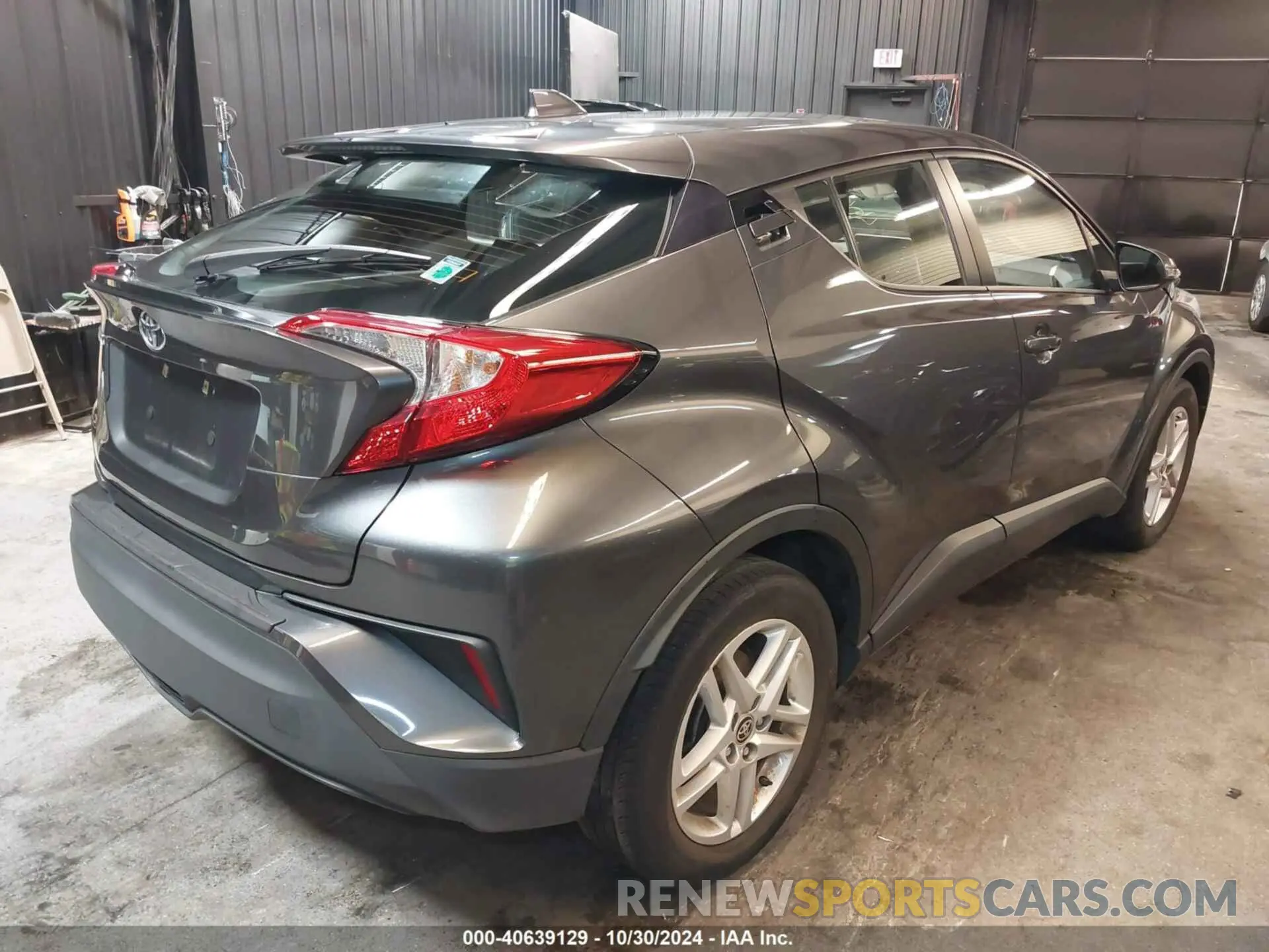 4 Photograph of a damaged car NMTKHMBX5MR119392 TOYOTA C-HR 2021