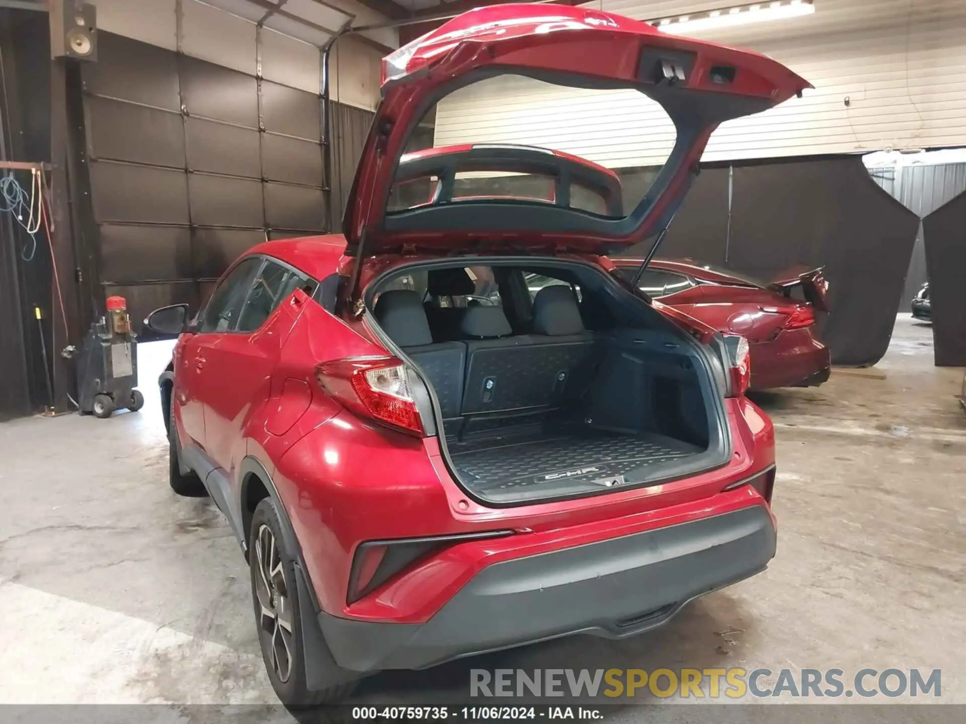 3 Photograph of a damaged car NMTKHMBX5MR125743 TOYOTA C-HR 2021