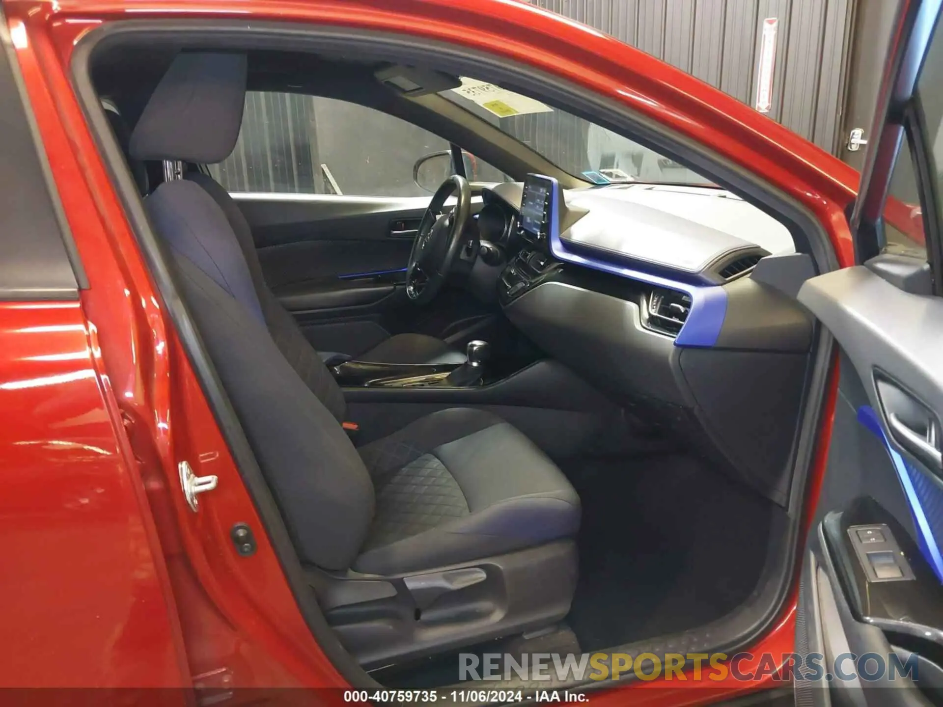 5 Photograph of a damaged car NMTKHMBX5MR125743 TOYOTA C-HR 2021