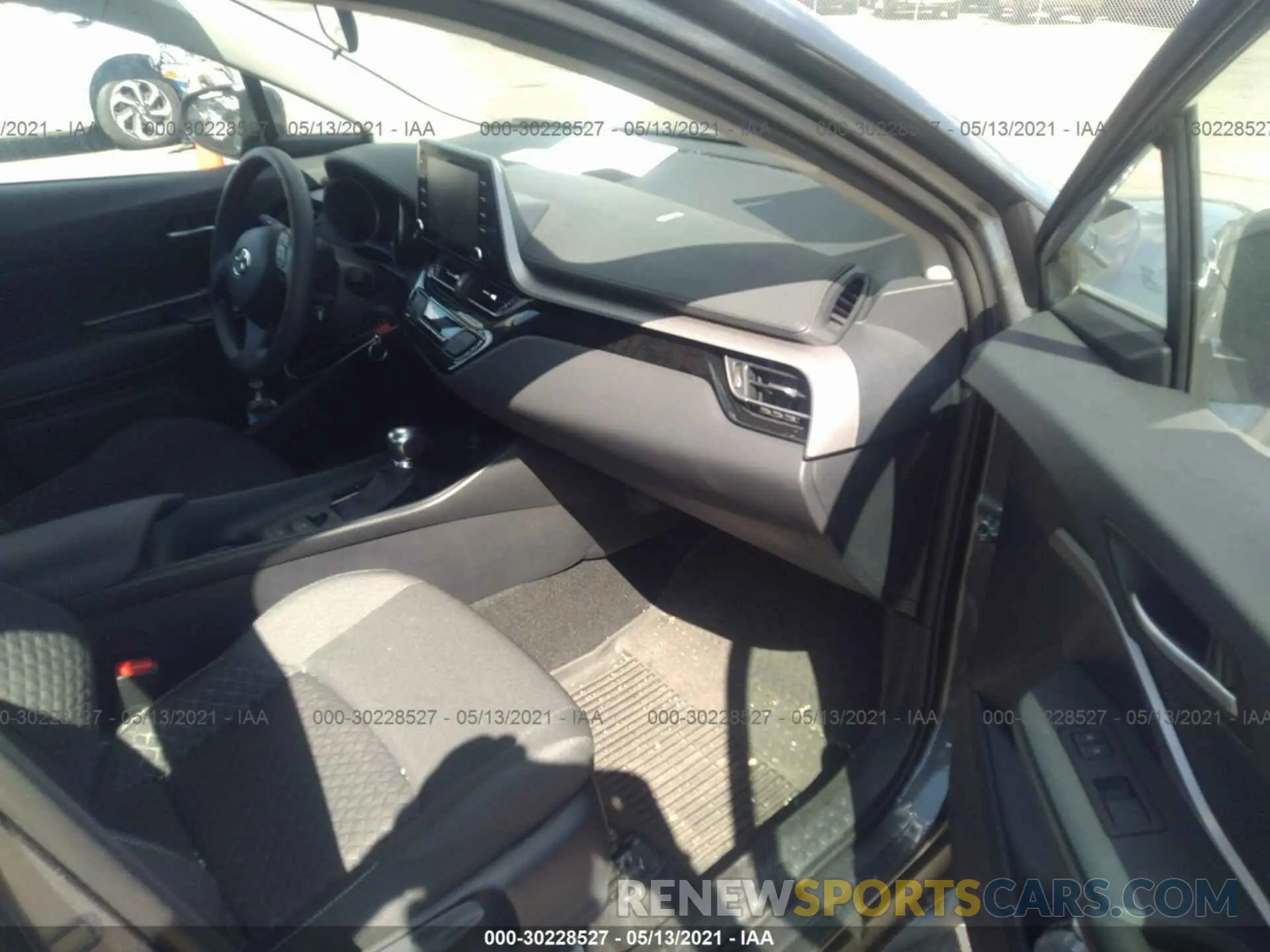 5 Photograph of a damaged car NMTKHMBX7MR122553 TOYOTA C-HR 2021