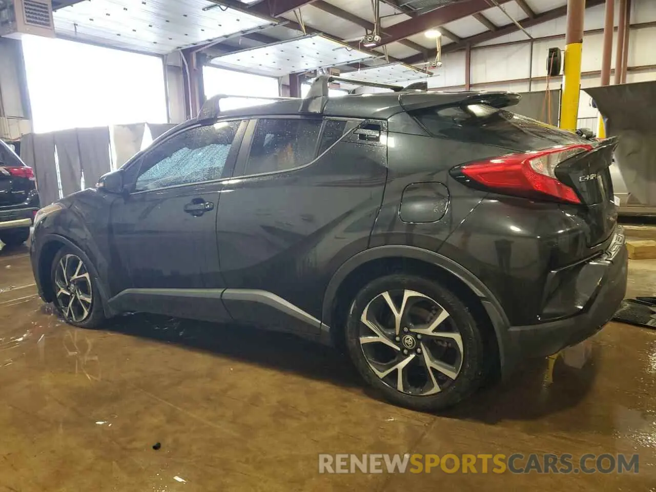2 Photograph of a damaged car NMTKHMBX8MR122450 TOYOTA C-HR 2021
