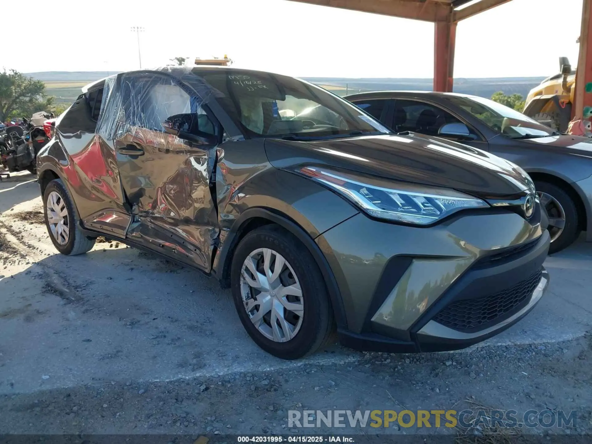 1 Фотография поврежденного автомобиля NMTKHMBX8MR126756 TOYOTA C-HR 2021