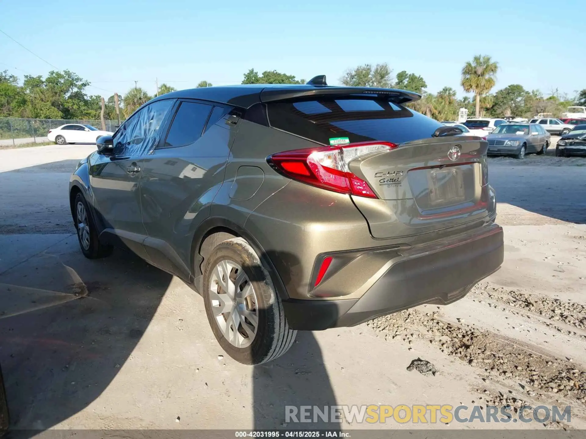 3 Фотография поврежденного автомобиля NMTKHMBX8MR126756 TOYOTA C-HR 2021