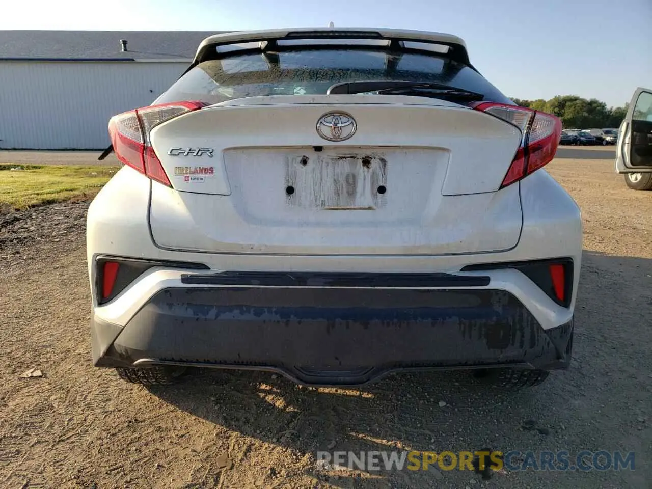 6 Photograph of a damaged car NMTKHMBX8MR128572 TOYOTA C-HR 2021
