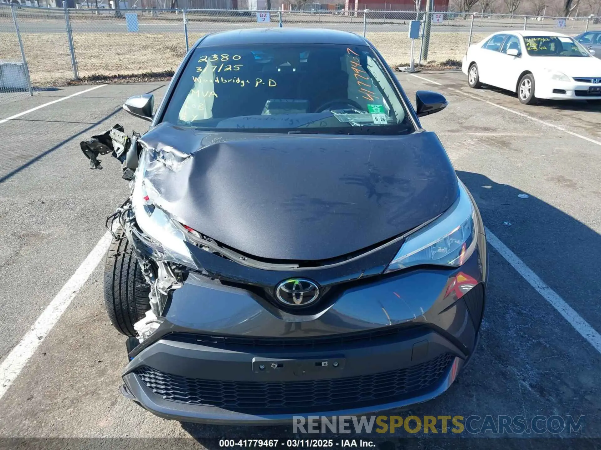 12 Фотография поврежденного автомобиля NMTKHMBX8MR132380 TOYOTA C-HR 2021