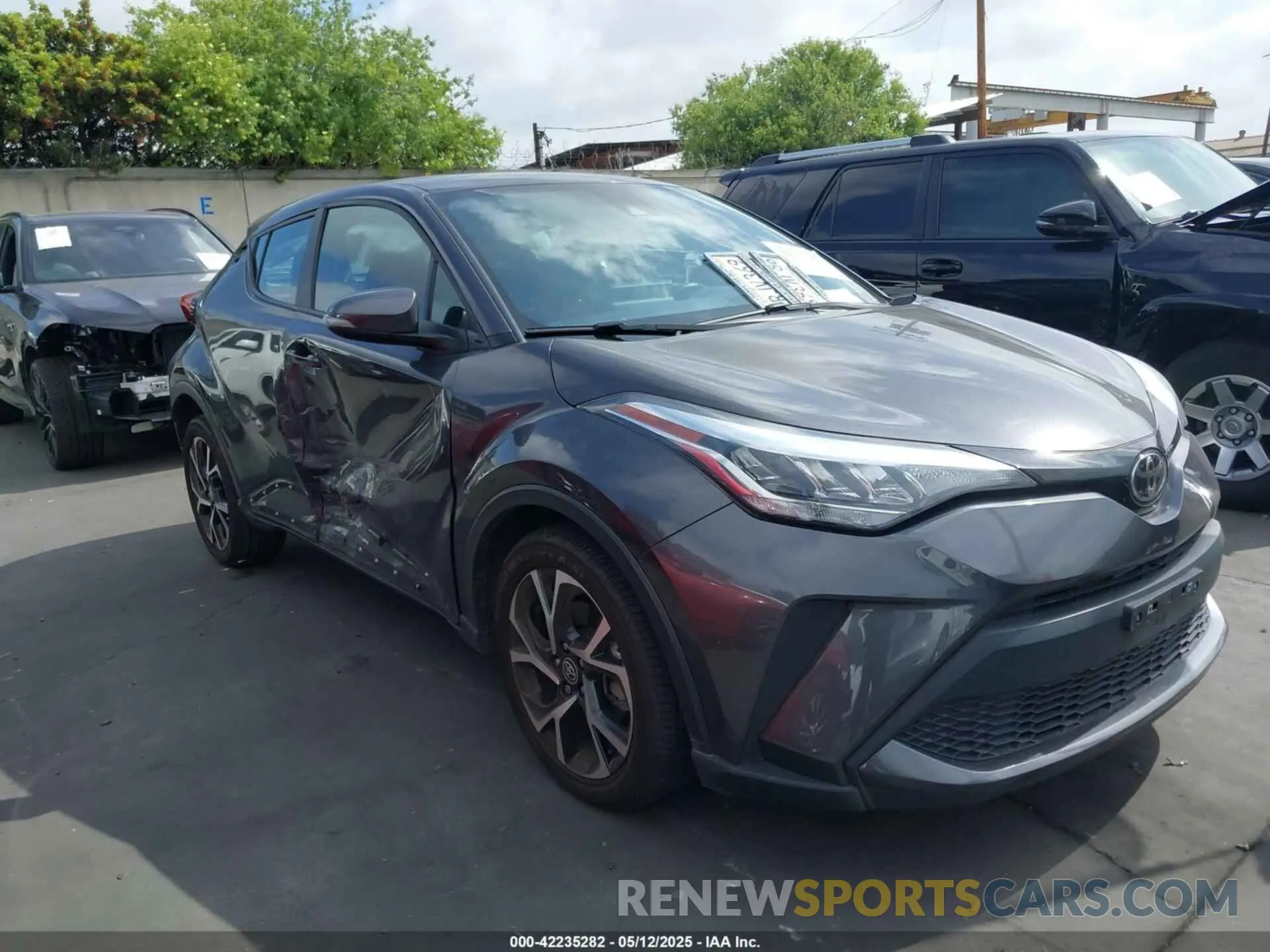 1 Фотография поврежденного автомобиля NMTKHMBX9MR133747 TOYOTA C-HR 2021