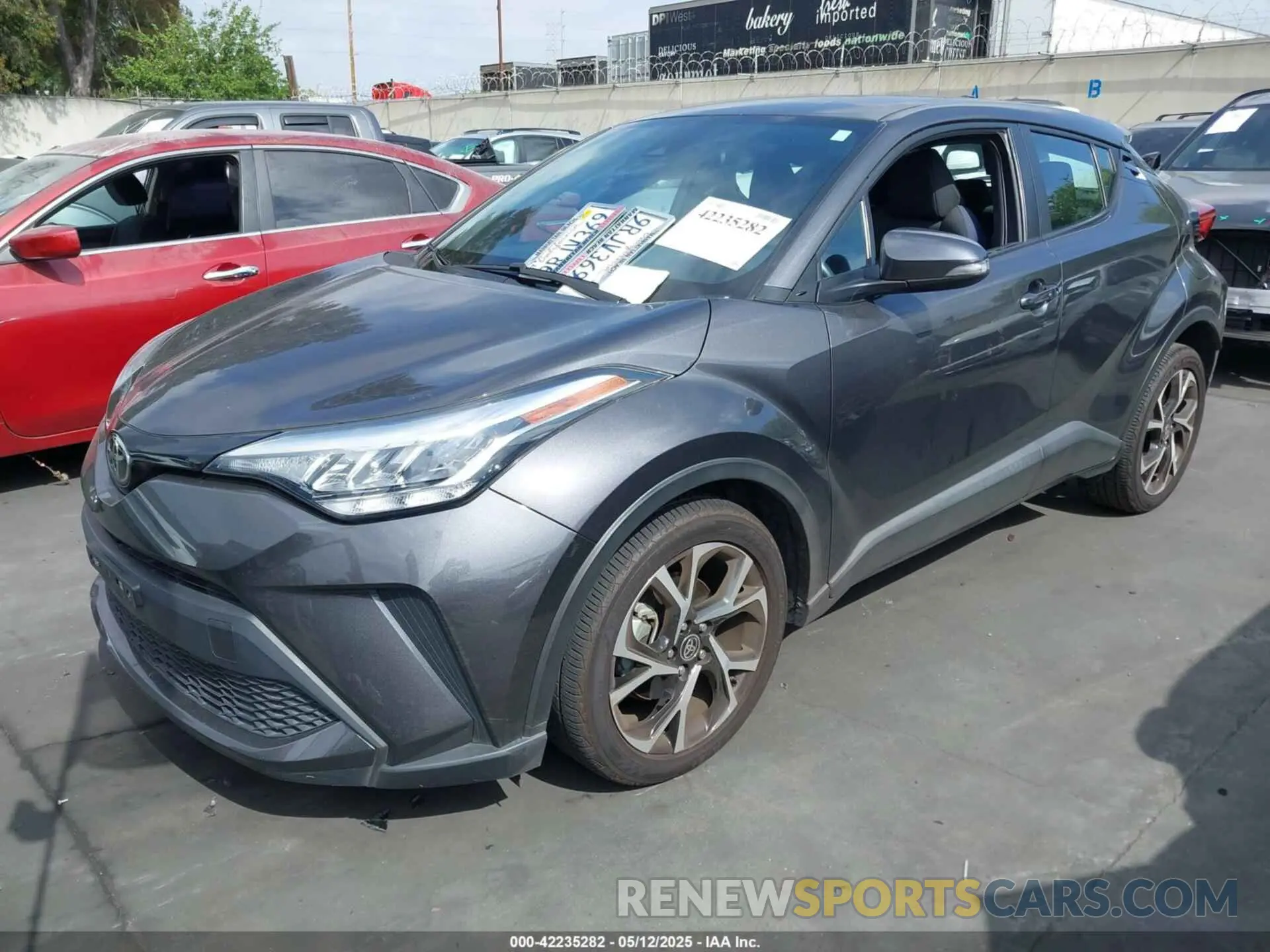 2 Фотография поврежденного автомобиля NMTKHMBX9MR133747 TOYOTA C-HR 2021