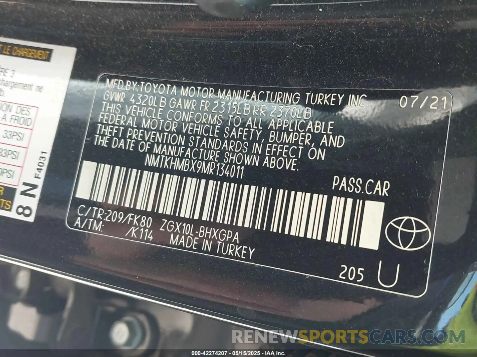 9 Photograph of a damaged car NMTKHMBX9MR134011 TOYOTA C-HR 2021