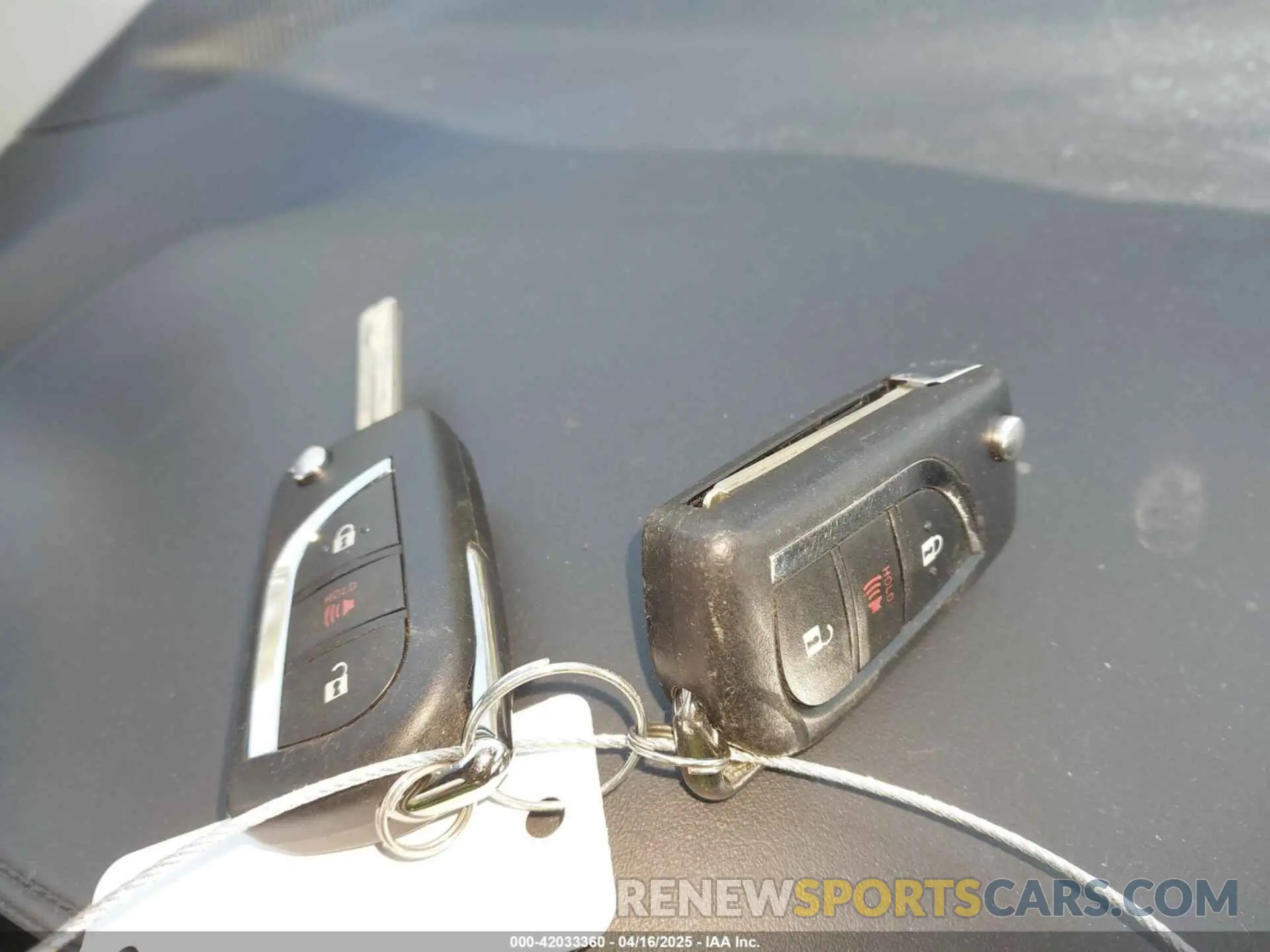11 Photograph of a damaged car NMTKHMBXXMR118965 TOYOTA C-HR 2021