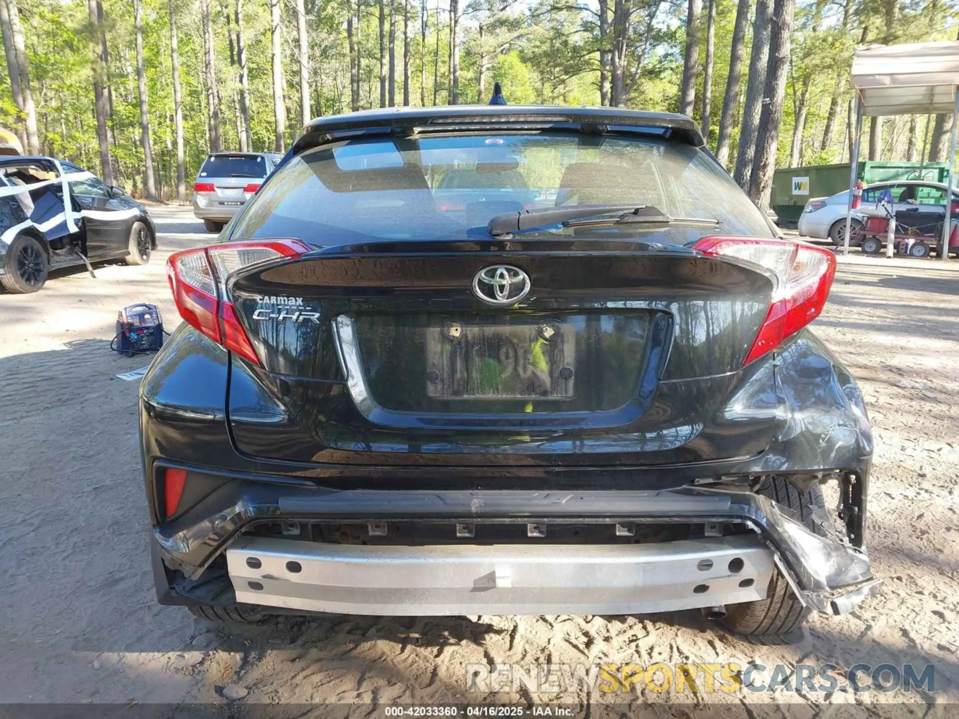 17 Photograph of a damaged car NMTKHMBXXMR118965 TOYOTA C-HR 2021