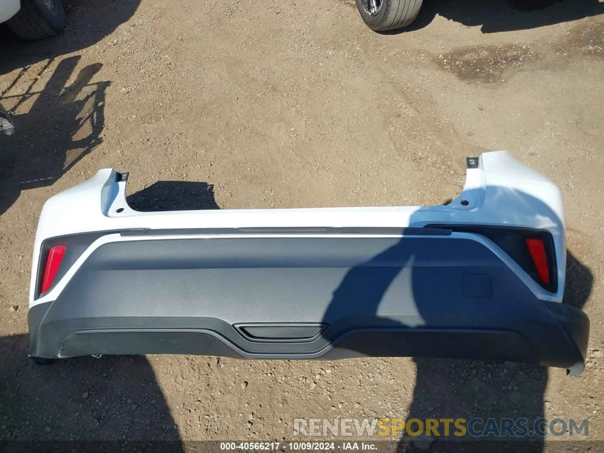 12 Фотография поврежденного автомобиля JTNKHMBX0N1135303 TOYOTA C-HR 2022