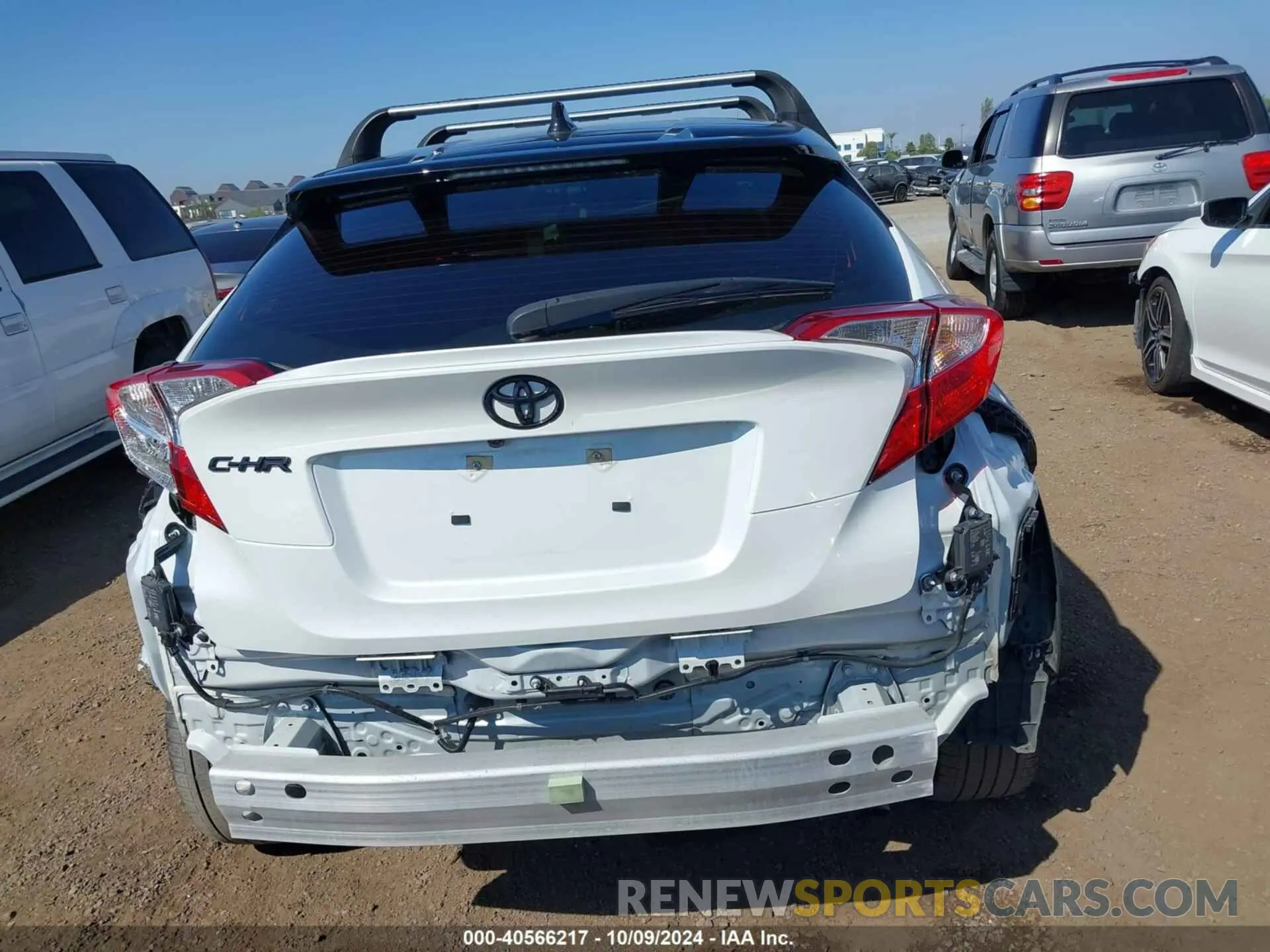17 Фотография поврежденного автомобиля JTNKHMBX0N1135303 TOYOTA C-HR 2022