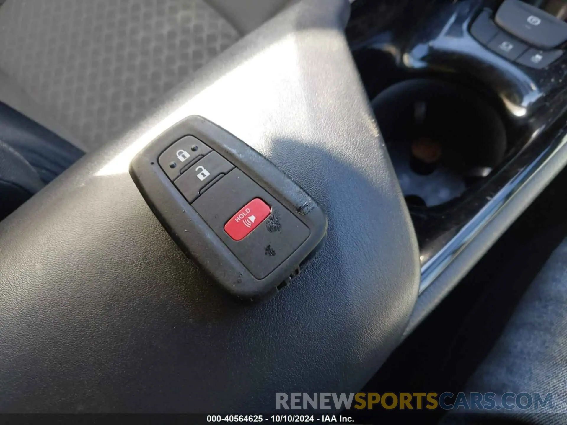 11 Photograph of a damaged car JTNKHMBX2N1131415 TOYOTA C-HR 2022