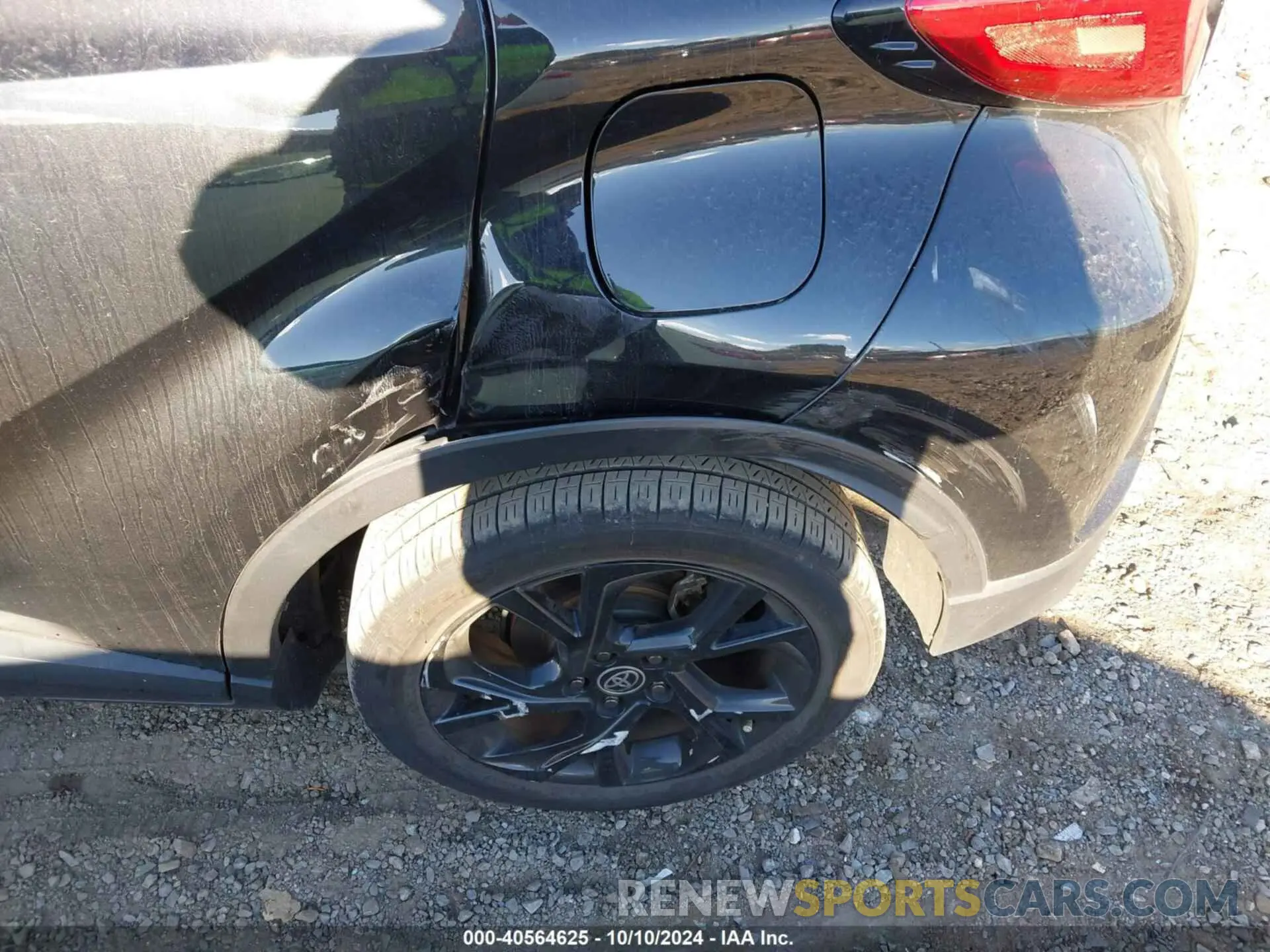 6 Photograph of a damaged car JTNKHMBX2N1131415 TOYOTA C-HR 2022
