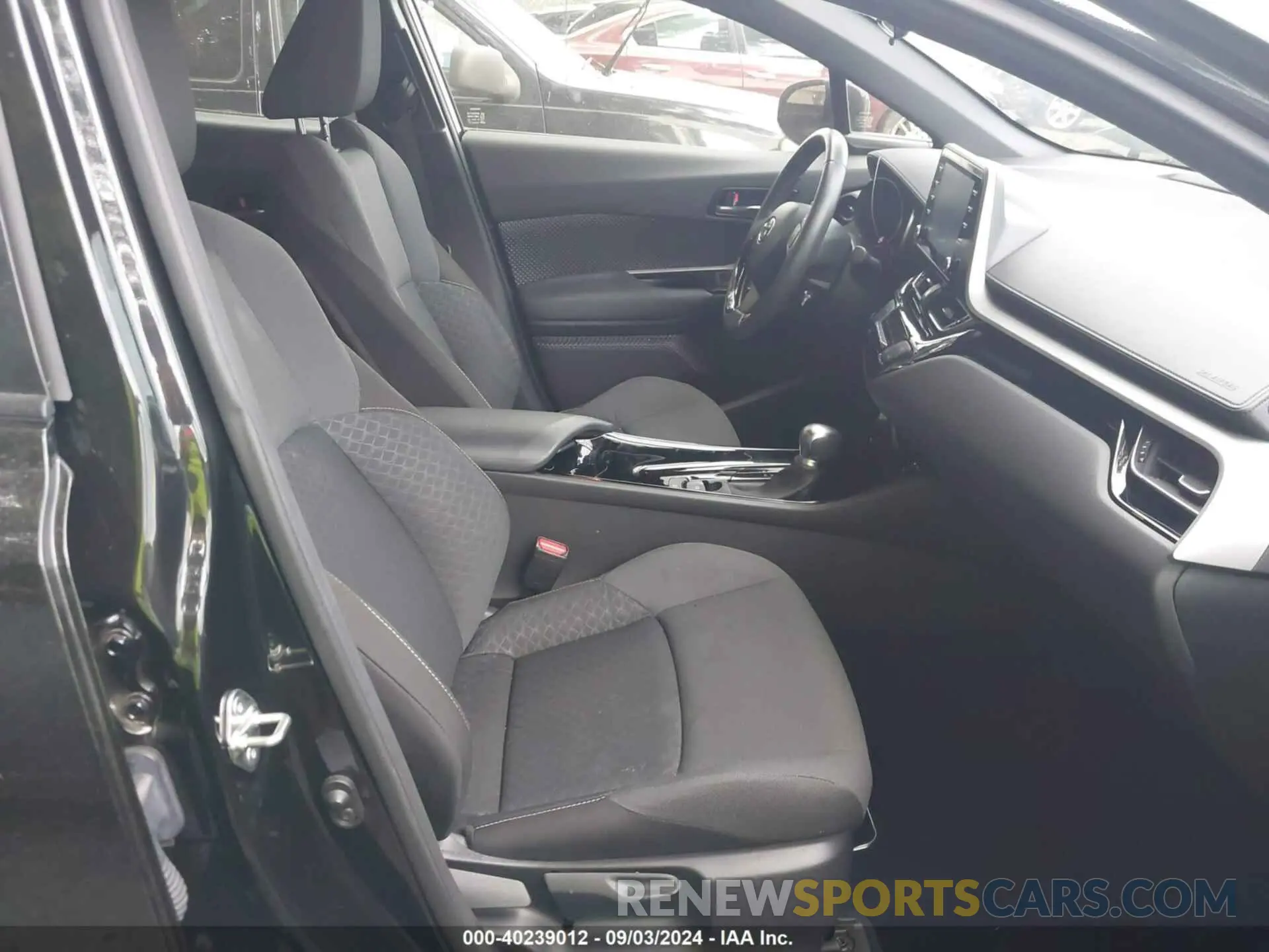 5 Photograph of a damaged car JTNKHMBX4N1130458 TOYOTA C-HR 2022