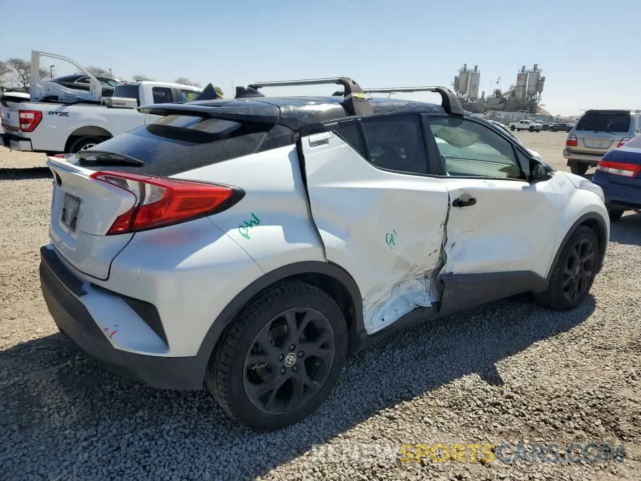 3 Photograph of a damaged car JTNKHMBX4N1130766 TOYOTA C-HR 2022