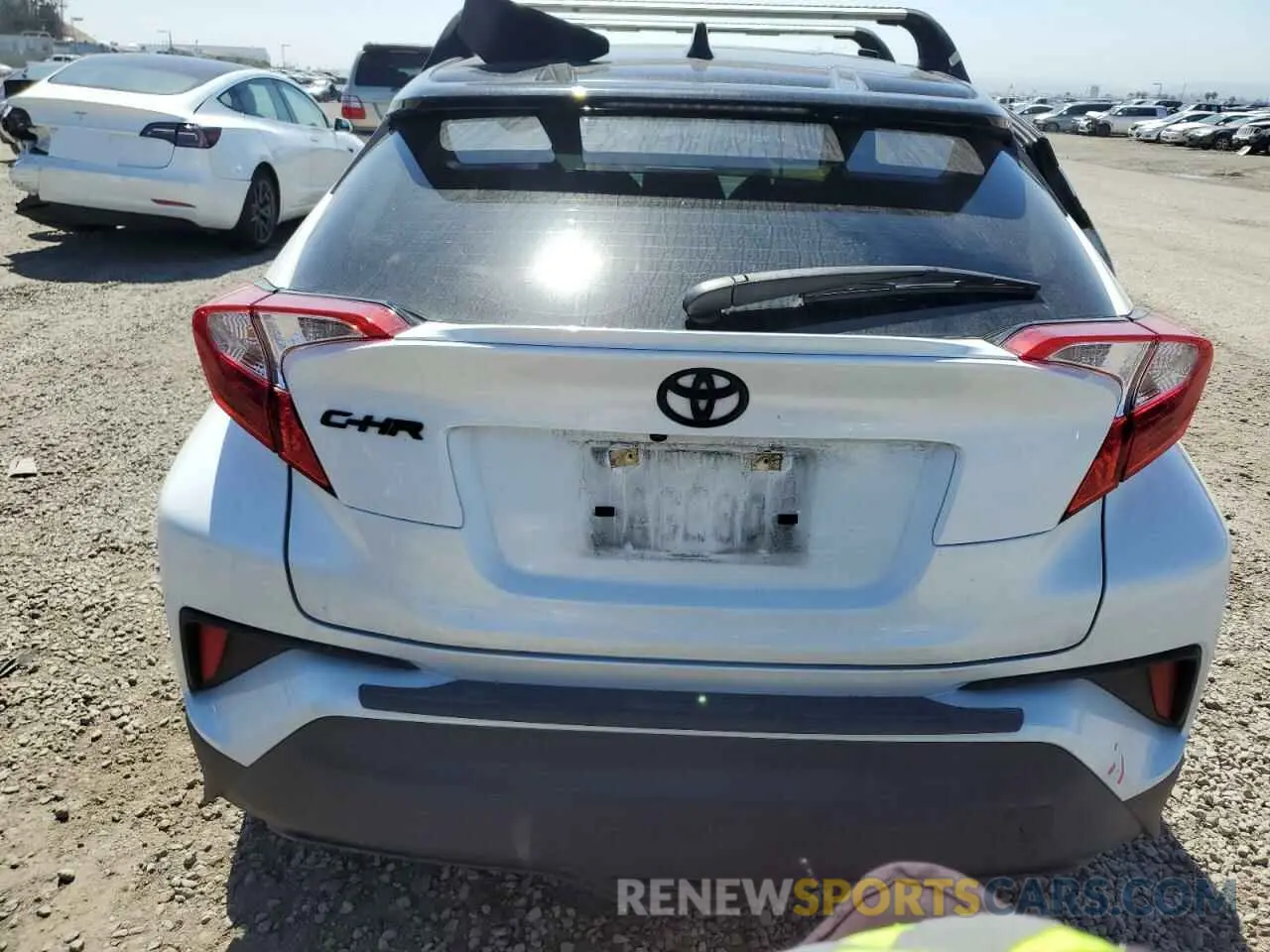 6 Photograph of a damaged car JTNKHMBX4N1130766 TOYOTA C-HR 2022